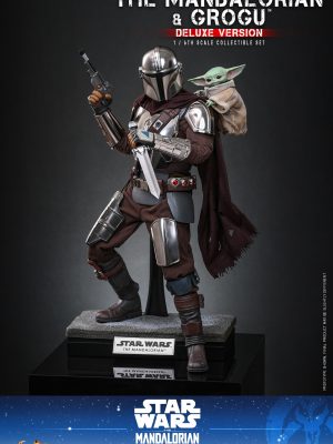 Hot Toys Star Wars: The Mandalorian & Grogu 1/6th scale