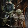 hot toys mms878 yoda 1 6 revenge of the sith 01 6